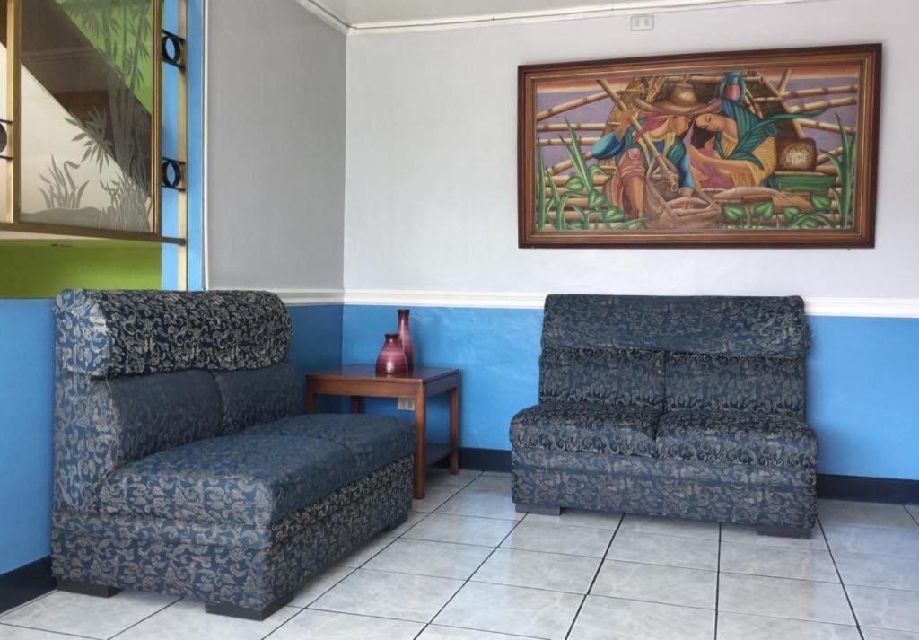La Brea Inn Baguio City Екстериор снимка