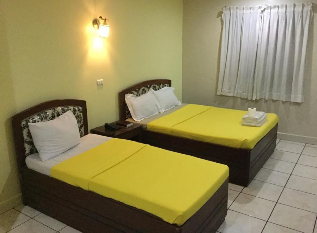 La Brea Inn Baguio City Екстериор снимка
