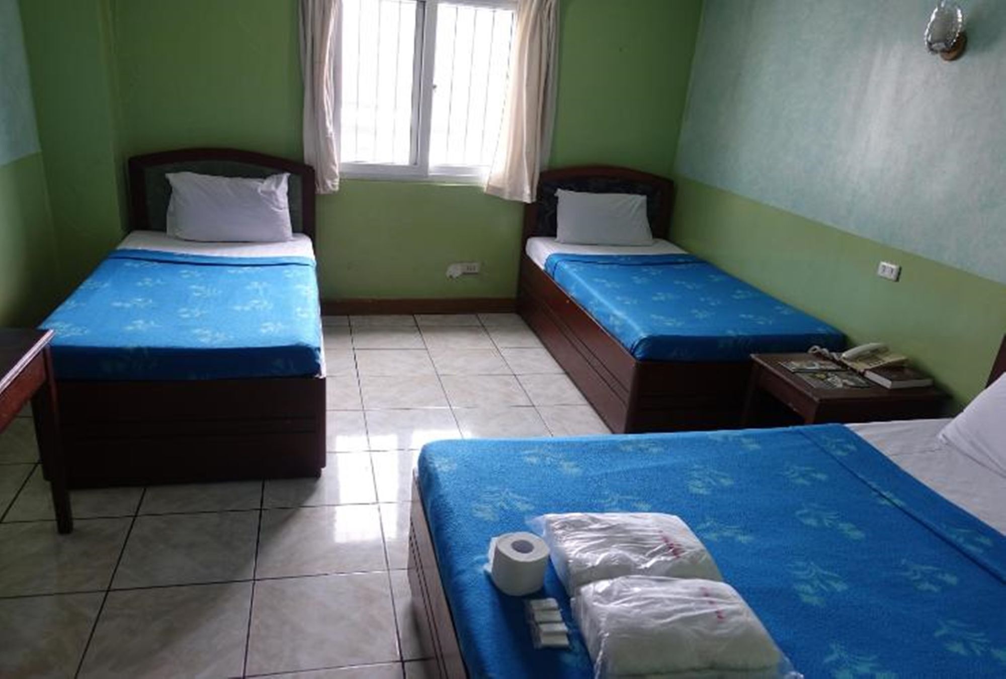 La Brea Inn Baguio City Екстериор снимка